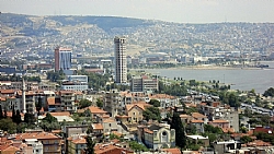 İZMİR BAYRAKLI KARMA PROJELERLE HIZLA GELİşİYOR